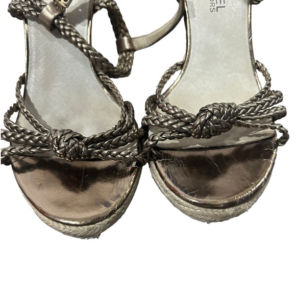 Michael Kors chrome wedge heels size 7 - Picture 4 of 10